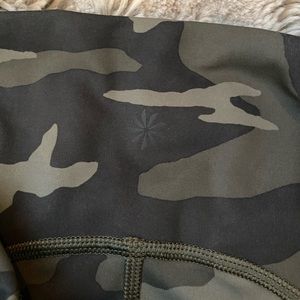 Athleta 7/8 (24”) leggings!